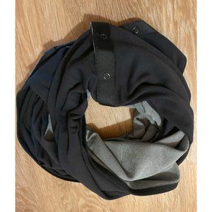 Lululemon reversible vinyasa snap scarf
